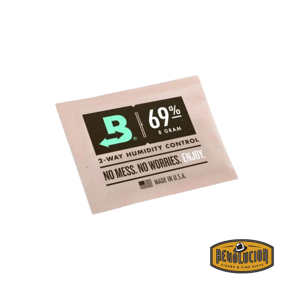 Boveda Humidor Bags with 69% RH, featuring 8-gram humidity control packs designed for small cigar storage or travel use.