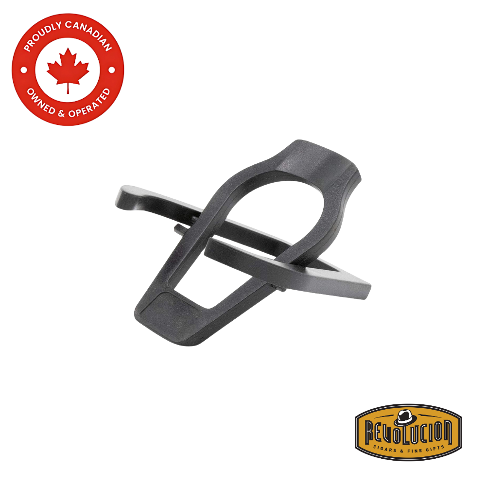 Brigham Folding Plastic Pipe Stand, a compact and portable holder for smoking pipes.