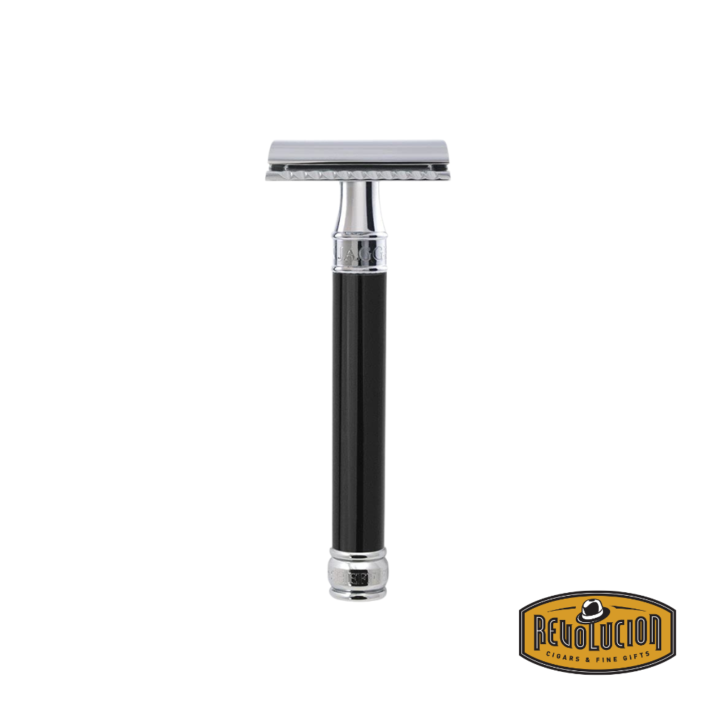 Close-up of the Edwin Jagger DE Razor Black Extra Long, showcasing its sleek black handle and chrome-finished head, designed for a balanced, smooth shaving experience.