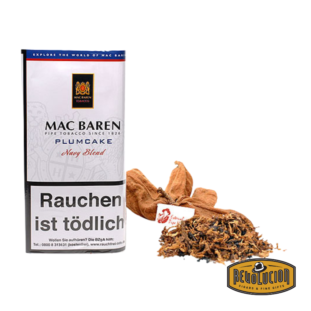 Mac Baren Plumcake Pipe Tobacco 50g – a round, gold-lidded tin featuring the classic Mac Baren branding, containing a rich blend of pipe tobacco with navy flake and subtle aromatic notes.