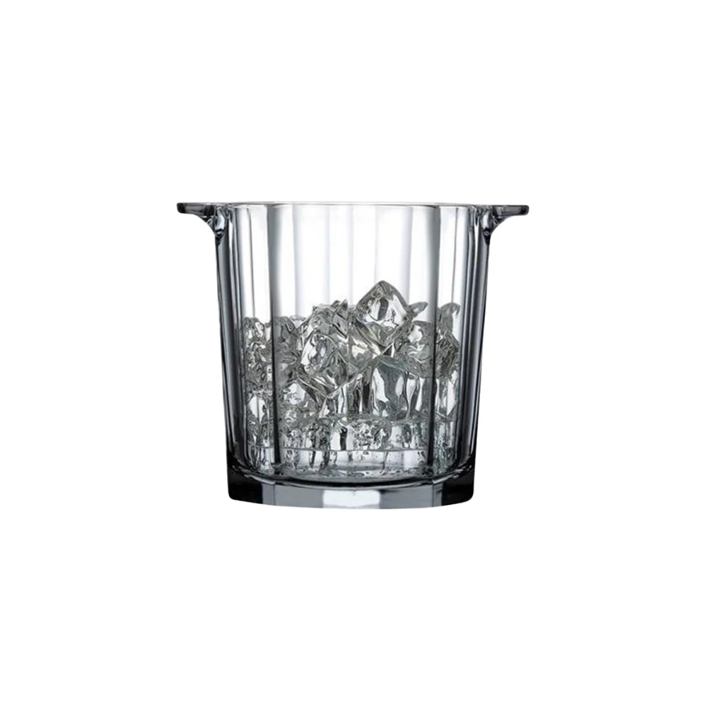 Nude Hemingway Ice Bucket, a sophisticated and minimalist ice bucket crafted from high-quality glass, designed to keep ice cubes chilled while adding an elegant touch to any bar setup.