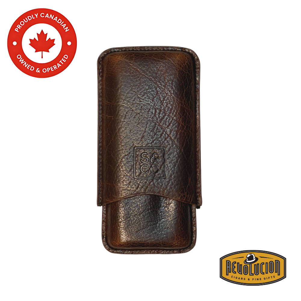 Closed Style & Co cigar case in chestnut leather designed for three toro cigars.