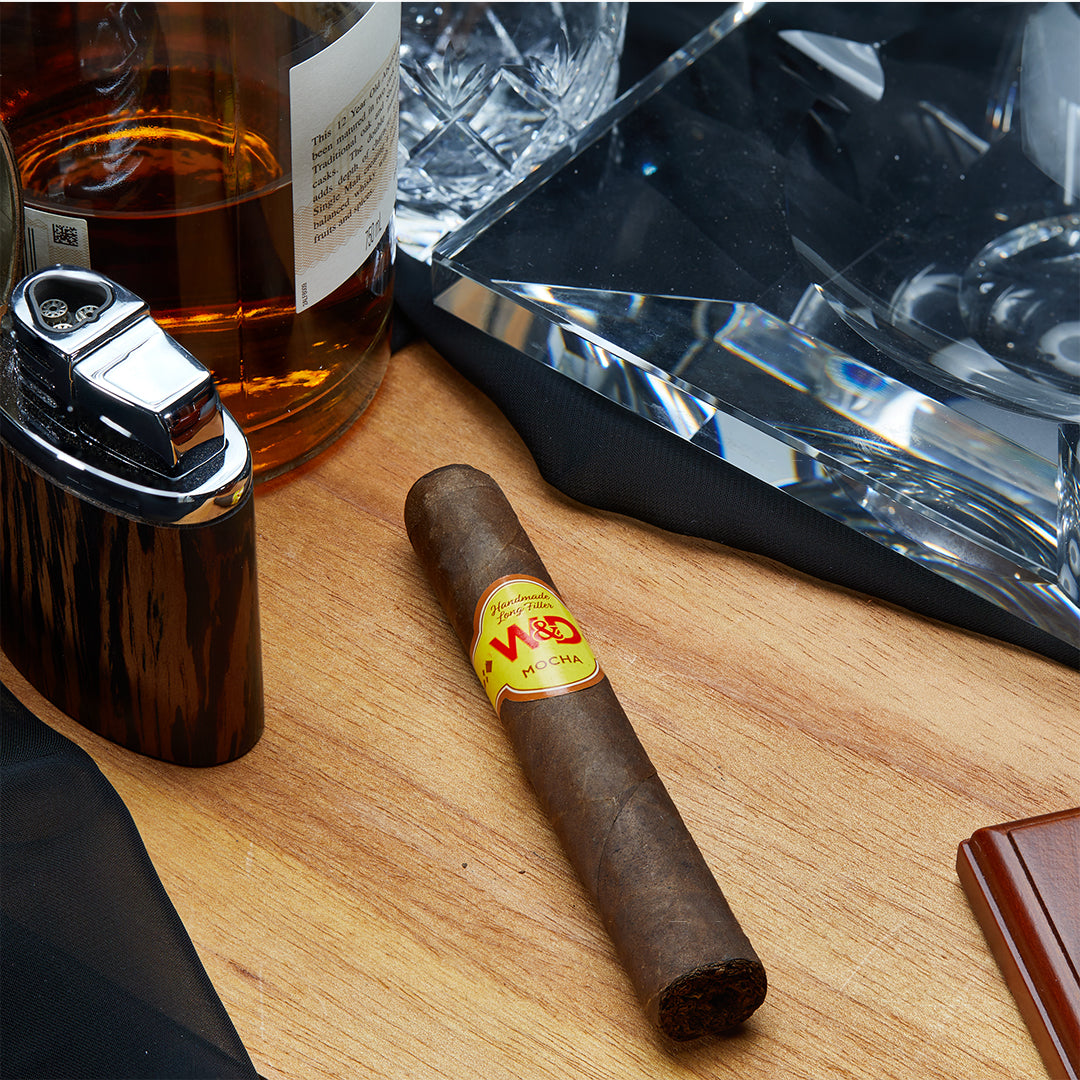 W&D Mocha Robusto Mild-Medium Strength Nicaraguan Cigar
