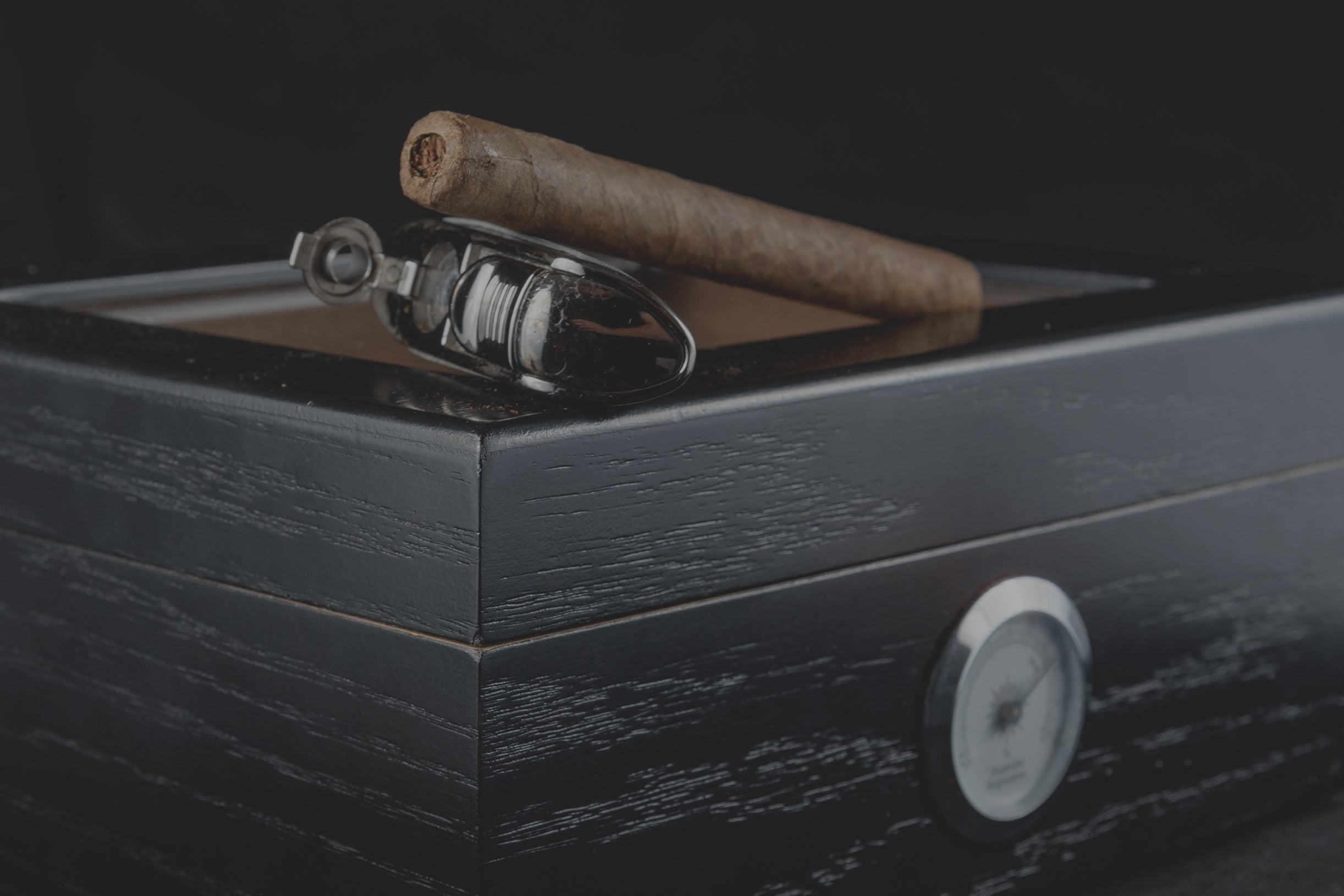 CIGAR HUMIDOR: Do You Really Need It?