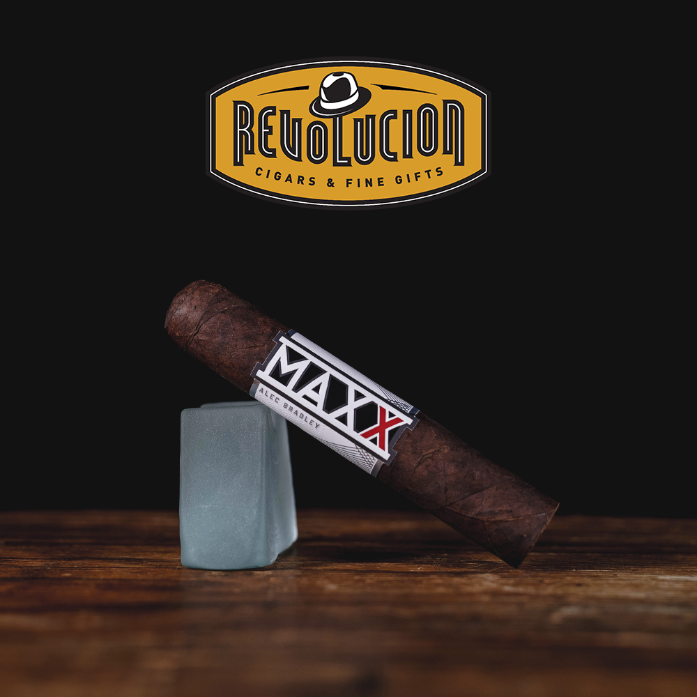 Alec Bradley Maxx - The Fix Medium Strength Honduran Cigar