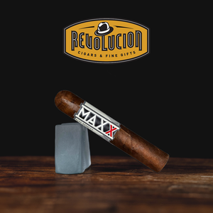 Alec Bradley Maxx - The Nano Medium-Full Strength Honduran Cigar