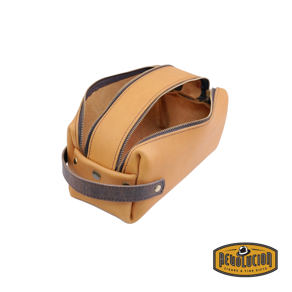 Side view of the High Line Max Leather Bag showing its structure and stitching.