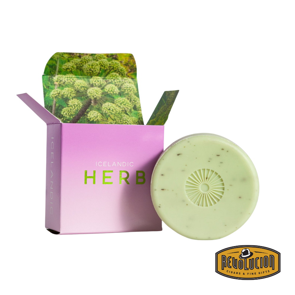 Kalastyle Halló Iceland Angelica Herb Bar Soap – a beautifully wrapped soap bar inspired by Icelandic botanicals, featuring angelica herb for a clean, herbal-infused cleanse.