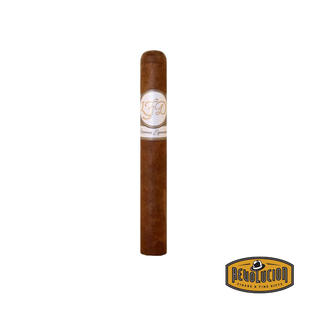 La Flor Dominicana Reserva Especial Robusto – medium strength Dominican cigar with smooth, balanced flavors and an Ecuadorian Connecticut wrapper.