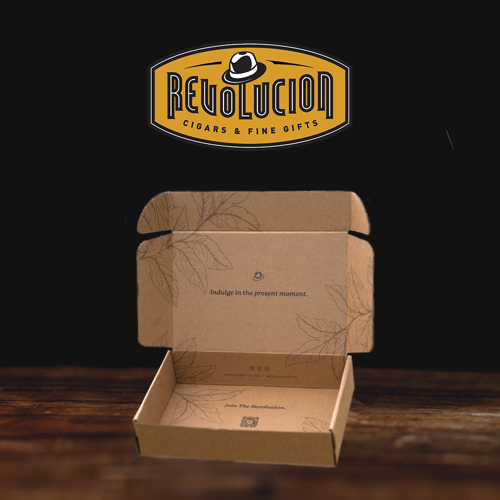 Revolucion Gift Box