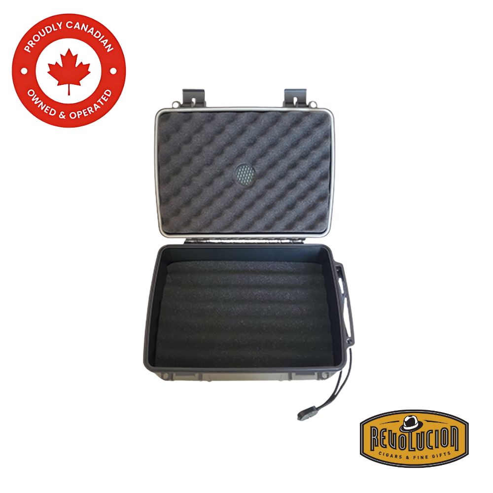 Revolucion Travel Humidor 7 Count, a compact and rugged black humidor designed for ultimate cigar protection during travel.