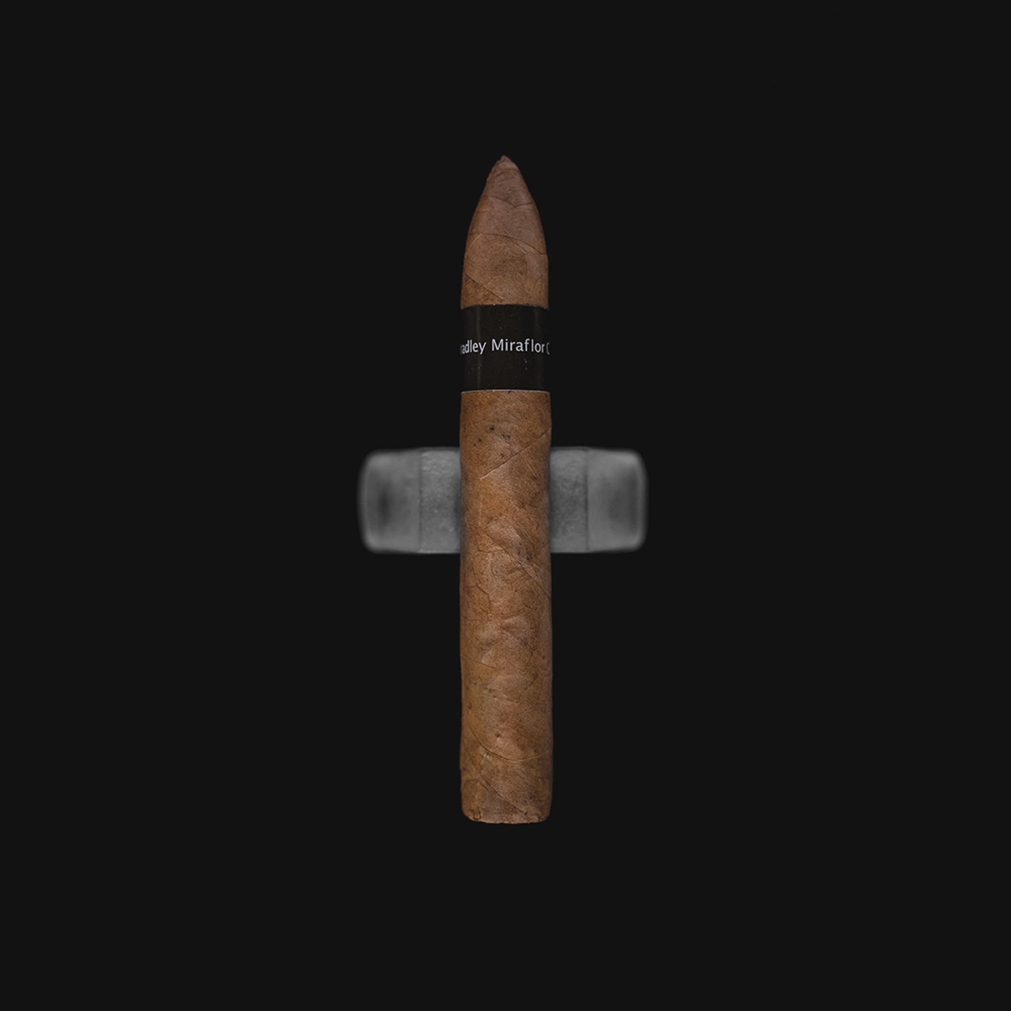 Alec_Bradley_Mira_Flor_Connecticut_Torpedo