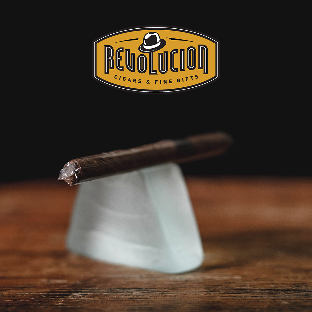 Partagas Chicos Puritos Medium-Full Strength Cuban Cigarillo