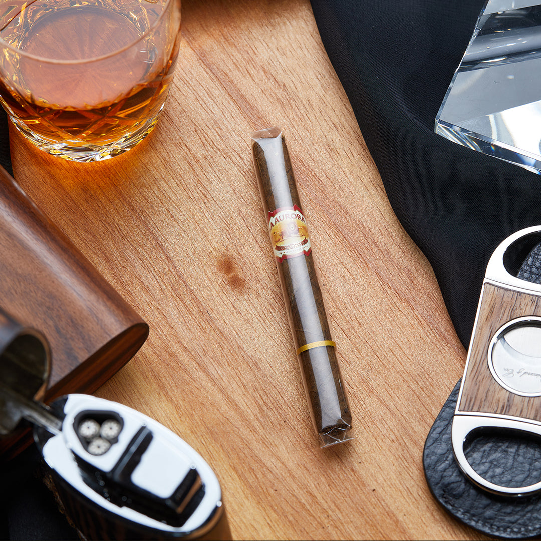 Cigarillos dominicains La Aurora Finos, force légère à moyenne