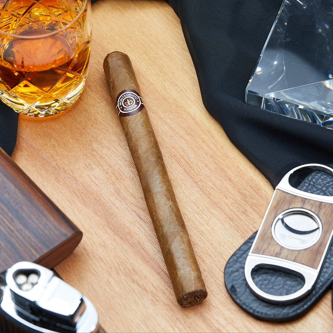 Montecristo No.1 H/m Lonsdale Medium-Full Strength Cuban Cigars