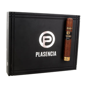 Plasencia_Alma_Fuerte_Closed_box_cigar
