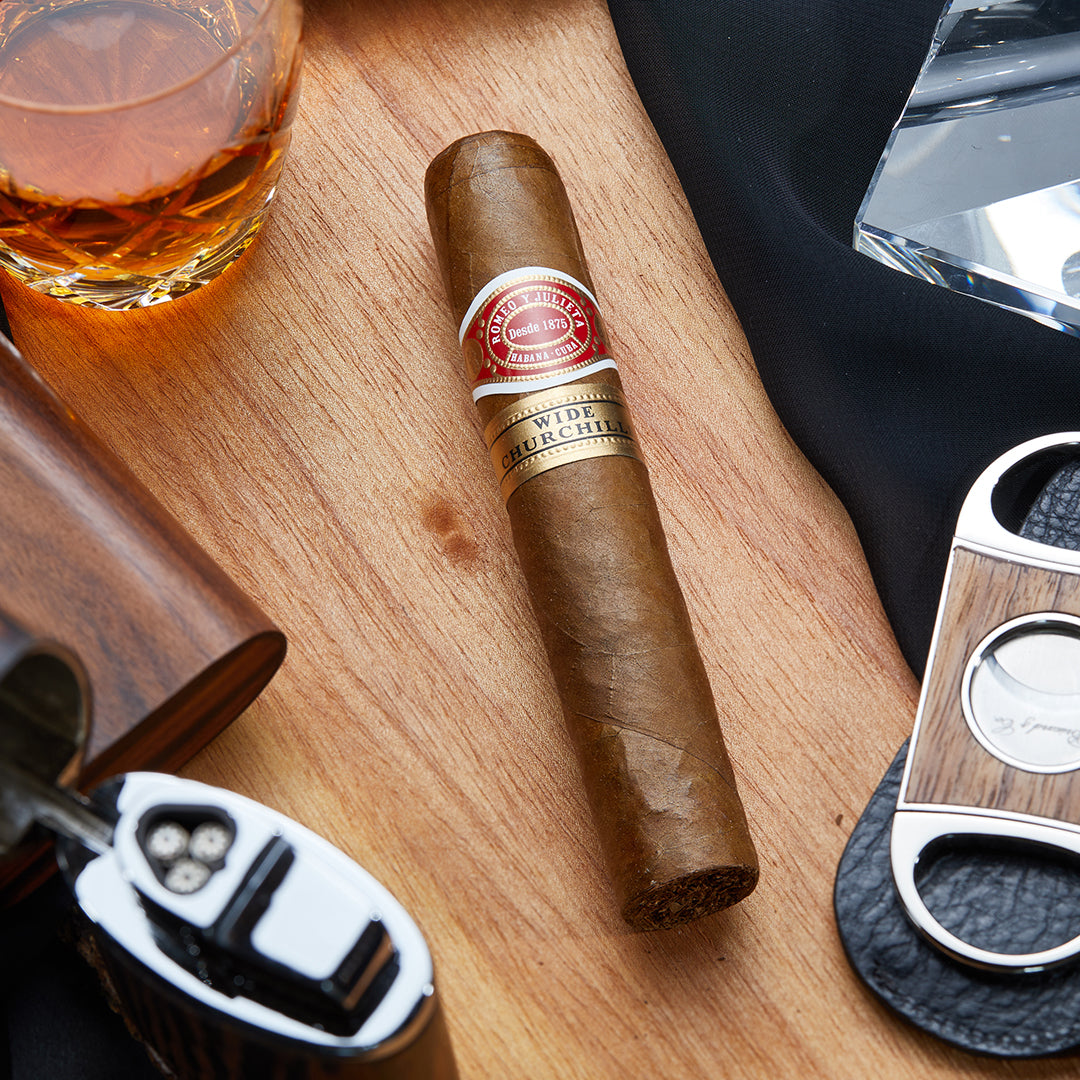 RomeoYJulieta-WideChurchills-Web-Square