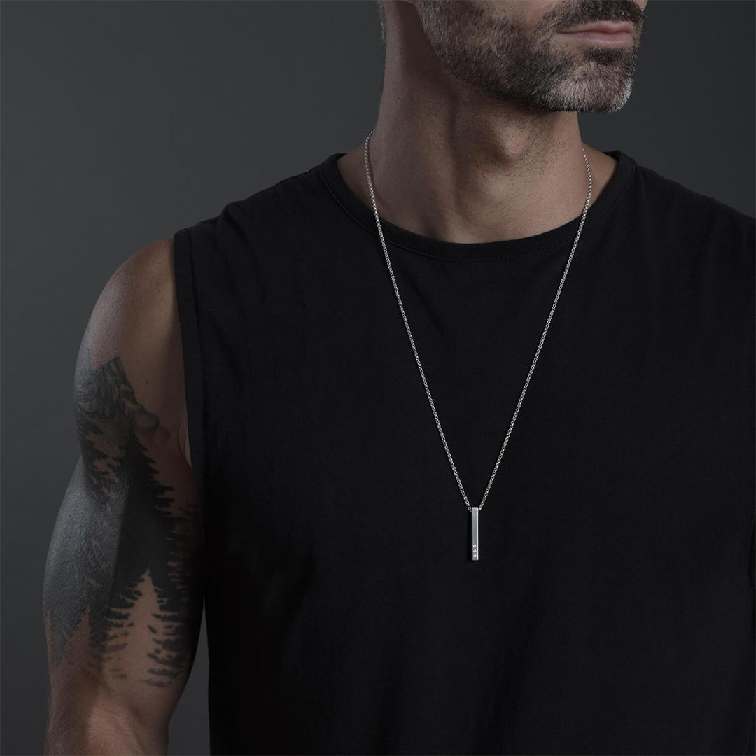 bradley_george_pendant_lifestyle